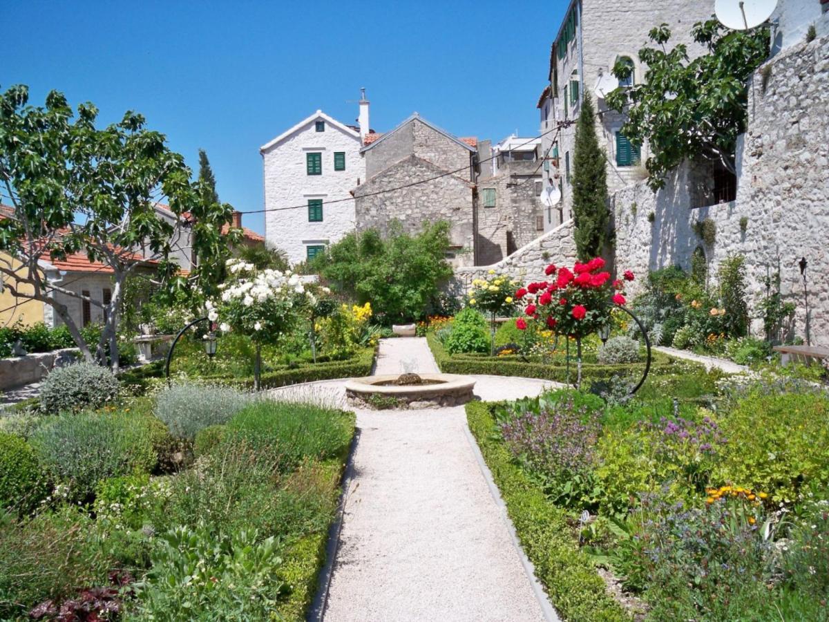 N & D Apartment Sibenik Exterior photo